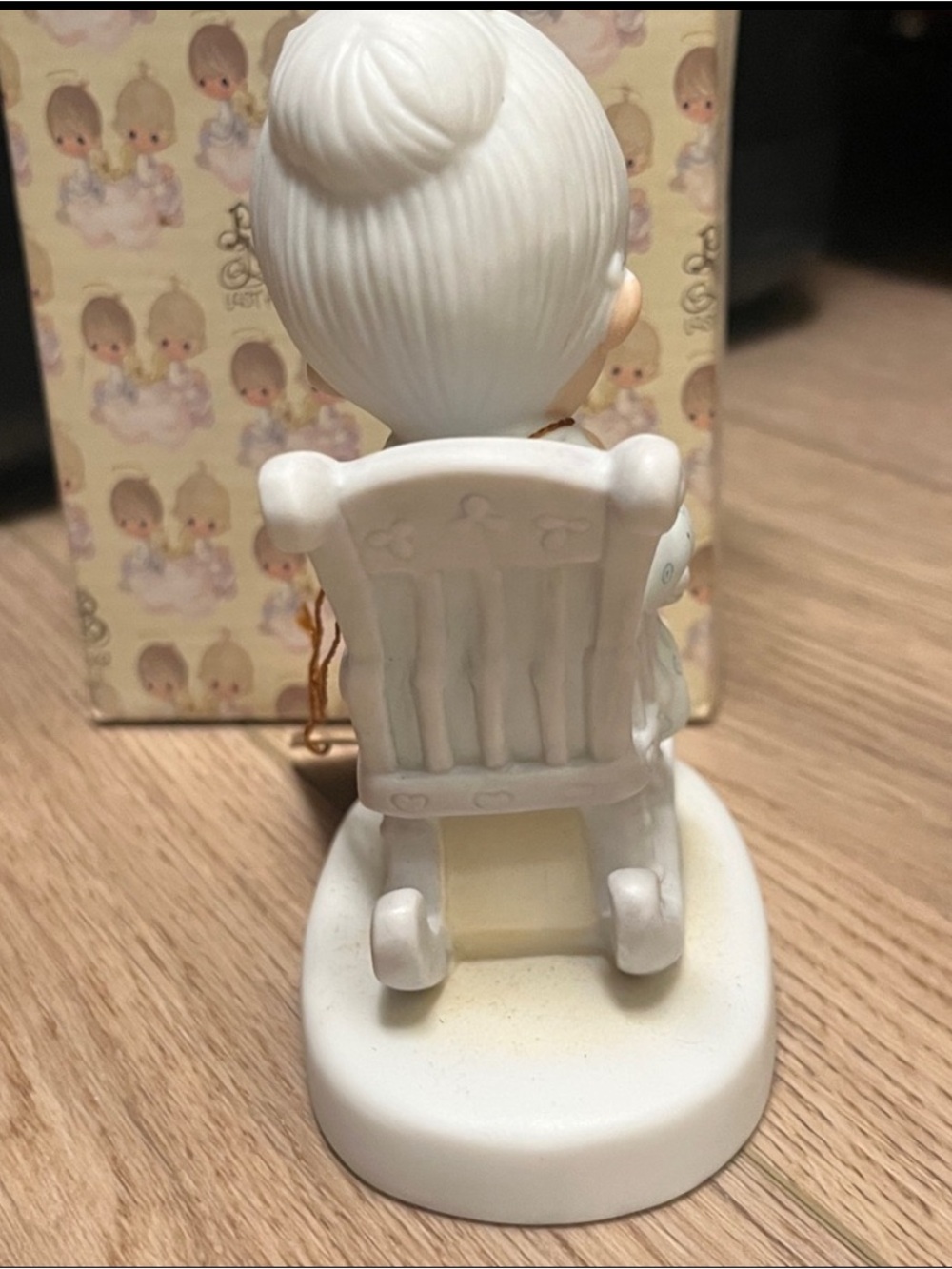 3 Precious Moments Figurines - Picture 14 of 16